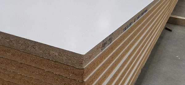 laminate-vs-wood-veneer-vs-solid-wood-2