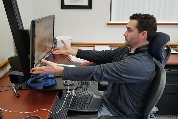 ergotron-workfit-s-distance-to-screen