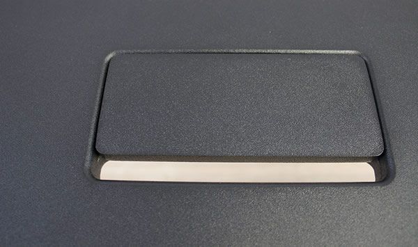 evo-desk-wire-management-in-1
