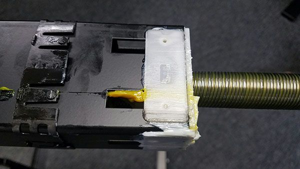 Dirty glides and over greased gear inside JieCang column