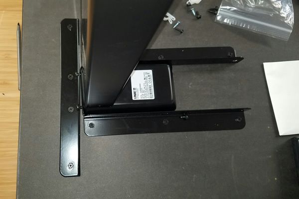 Upper supports and motor box assembly