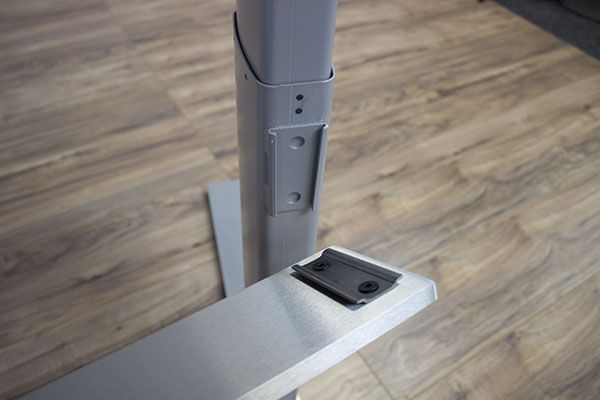 Interlocking Wedge System For Mounting Cross Support
