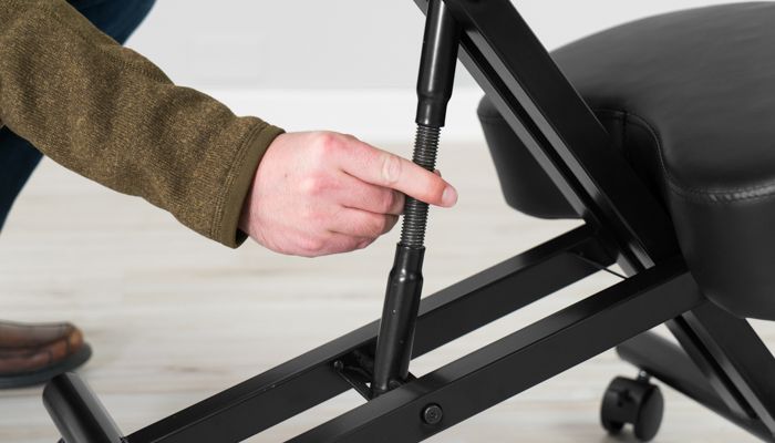 Sleekform seat height hand adjustment