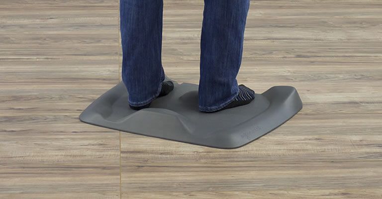 Topo Mini Standing Desk May by ErgoDriven