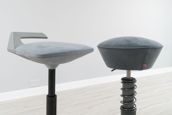 Muvman (left) and Swopper (right) shape of seats