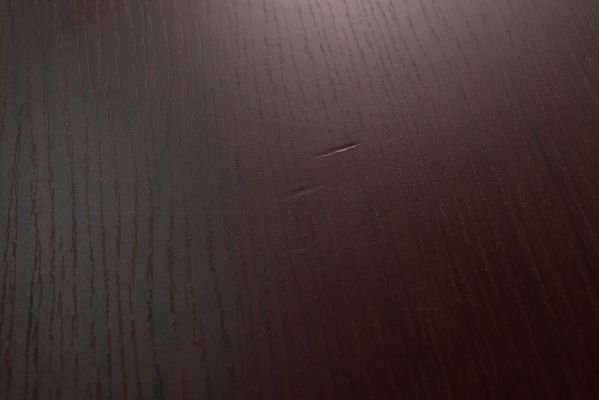 Scratch and drop test on laminate surface