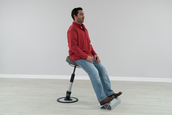 Mid perched position with footrest