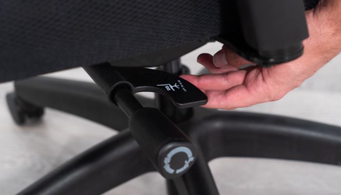 Akir Seat Depth Adjustment