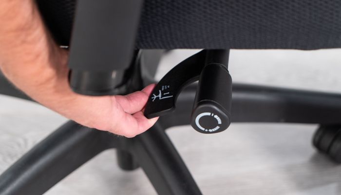 Akir Seat Height Adjustment Lever