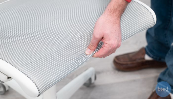 Humanscale Diffrient World Mesh Front of Seat