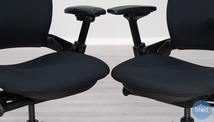 Seat Thickness Leap v1 (left) vs v2