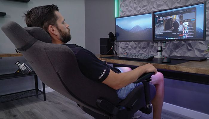 Reclining in Razer Iskur Chair