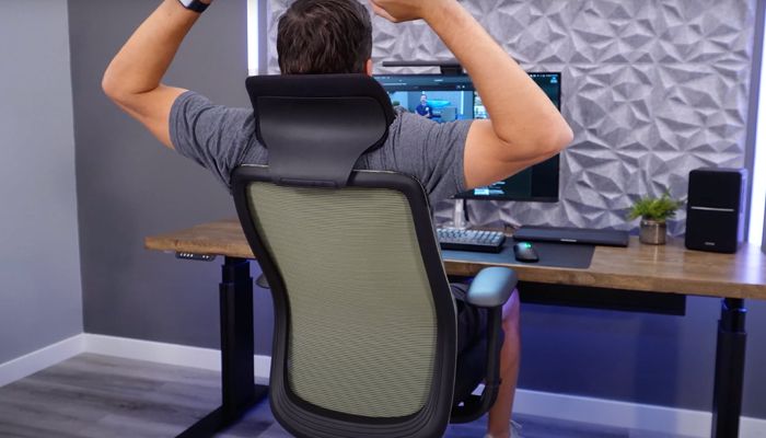 Offers good back support