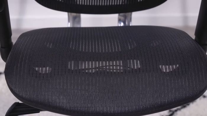 The frame can dig into your legs and back