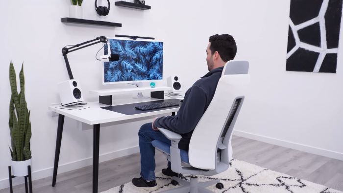 Mesh Fern comes with a lumbar