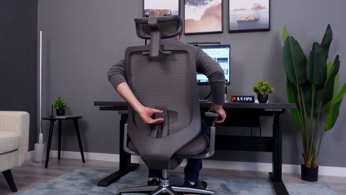 The height adjustable lumbar