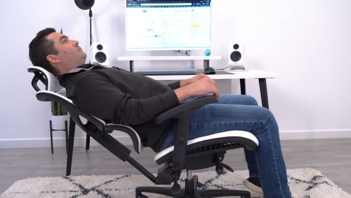 The Mavix M9 recline is significantly better