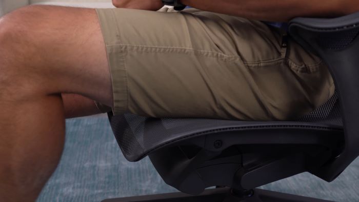 The front edge can cause discomfort to your legs