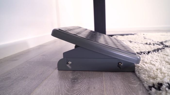 3M Footrest