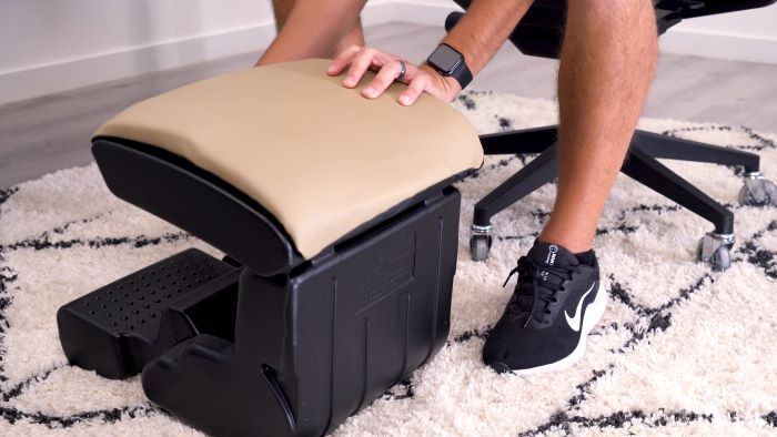 Scalebeard Footrest