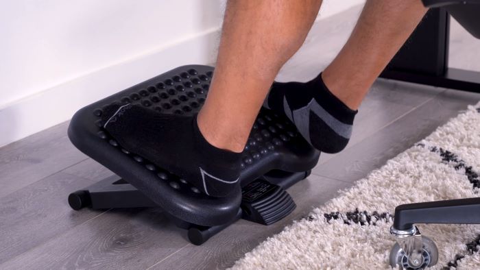 Footrest has bumps to add comfort to your feet