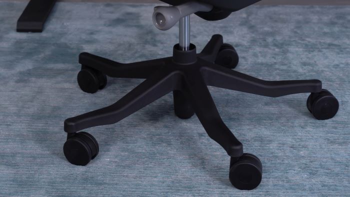 A close up of the 5-way base design