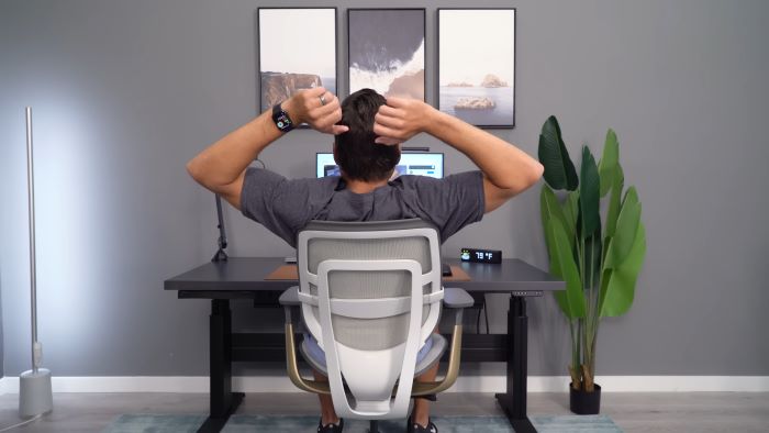 Quick stretches to remain comfortable