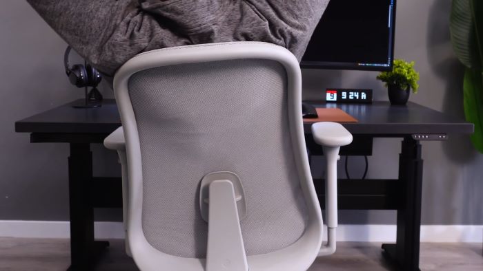 Mesh is comfortable to sit back in